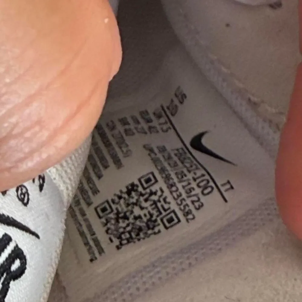 Nike Women's White Trainers